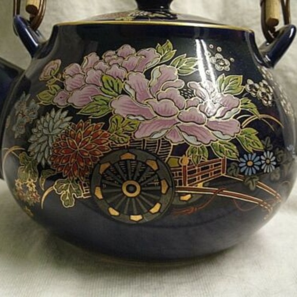 vintage Kutani Cobalt Blue Teapot - Picture 3 of 8